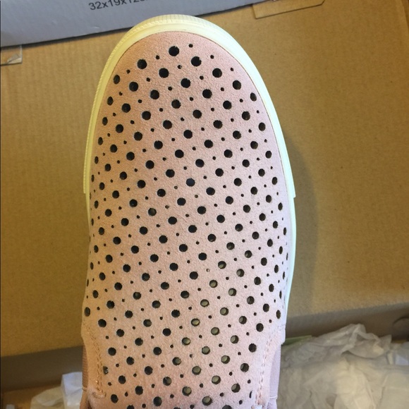 Frye & Co “Peggy” Slip On in Blush. - Picture 5 of 8